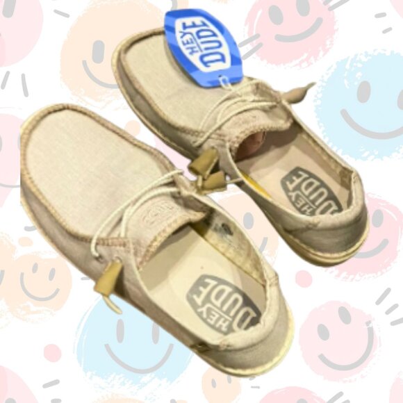 NWOT Hey Dude Shoes Wendy Stitch Women’s Size 8 - Picture 1 of 4